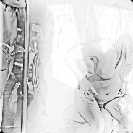 Artist Angelo Halk