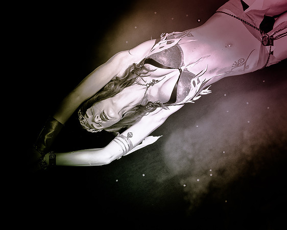 Artist Angelo Halk